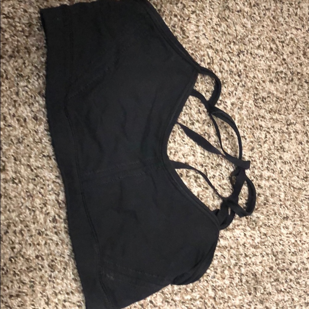Lululemon sports bra